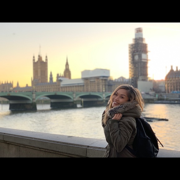 Confessions of a SHOP-A-HOLIC! 🙊🛍🙈👗👠👟 - Picture 4 of 11